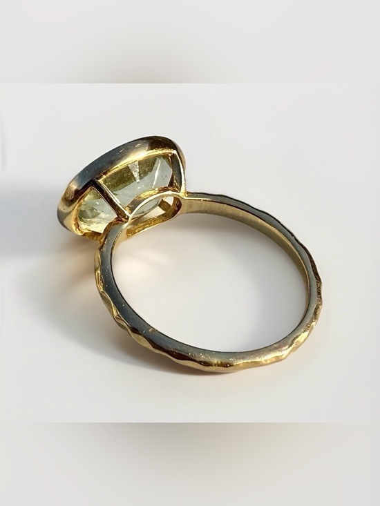 14k GOLD (gp) RING W/ GENUINE LARGE AMETHYST STONE  14k GOLD (gp) RING W/ GENUINE LARGE AMETHYST STONE - PRASIOLITE & GOLD RING sz 9